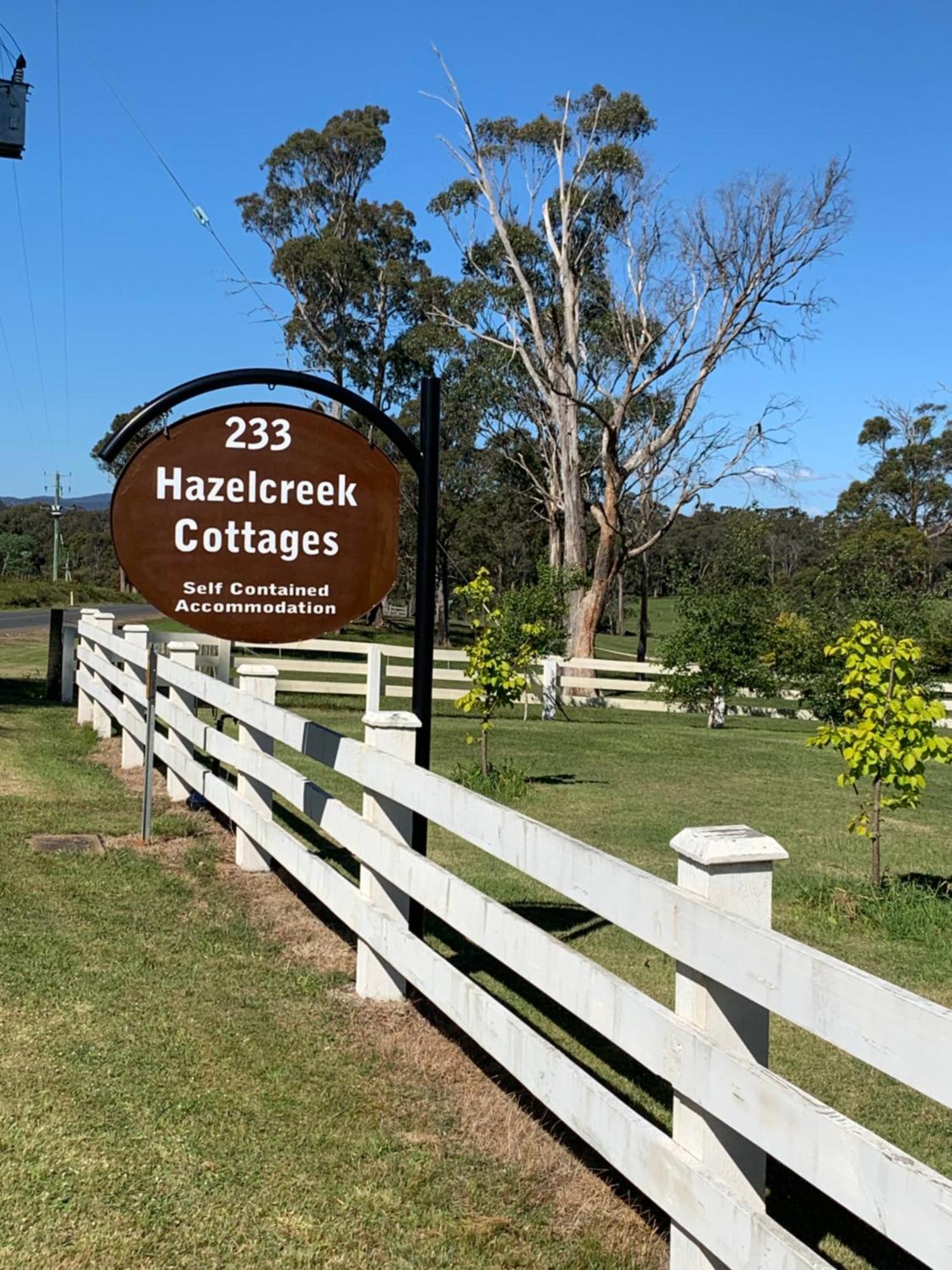 Hazelcreek Cottages Exeter Eksteriør bilde